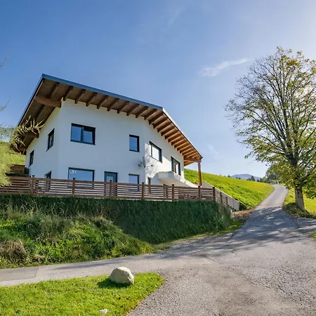 Haus Saro