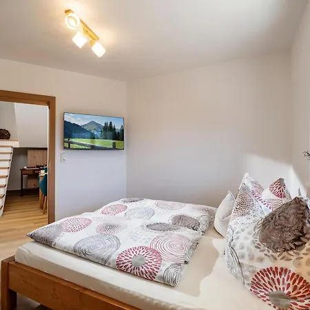 Haus Saro Apartament *