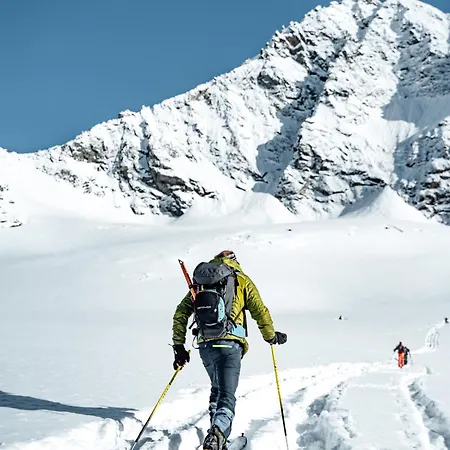 Haus Saro Apartament *