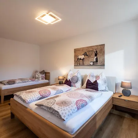 Haus Saro Apartament *